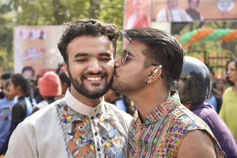 gay dating mumbai